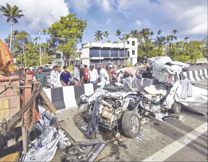 Eight Killed as Car Rams Into Stationary Truck in Thrissur, Kerala