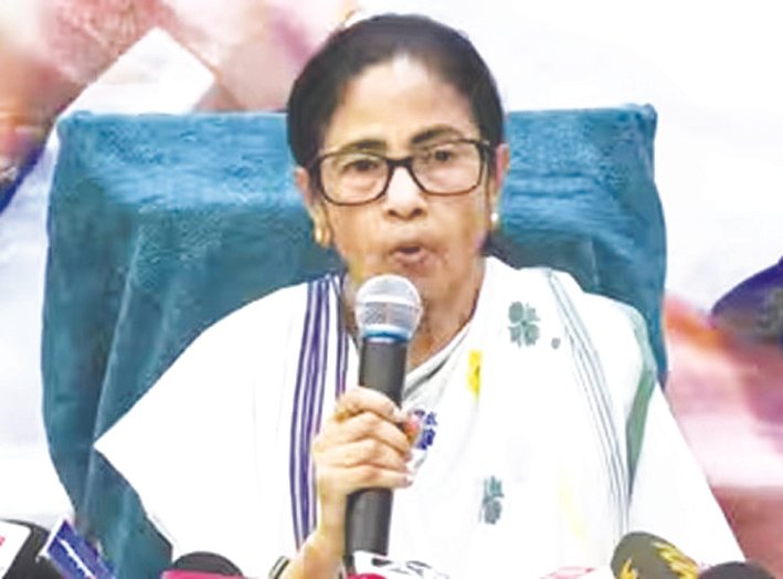 Mamata Banerjee Seeks Urgent SC Hearing Against ECI Freeze on TMC Name, Symbol