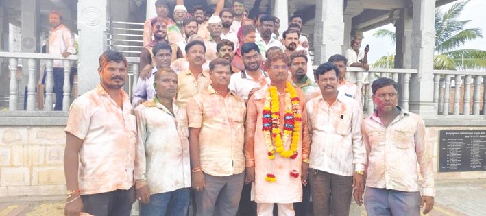 Congress Member Dastagir Kaladagi Unanimously Elected Kolhar Town Panchayat President