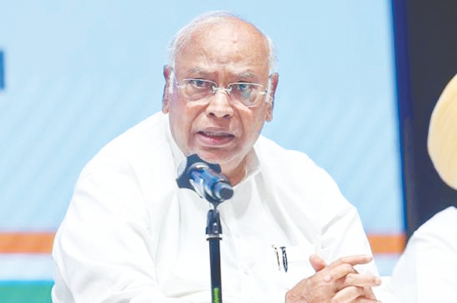 Kharge seeks judicial inquiry, accountability over Leh protest deaths