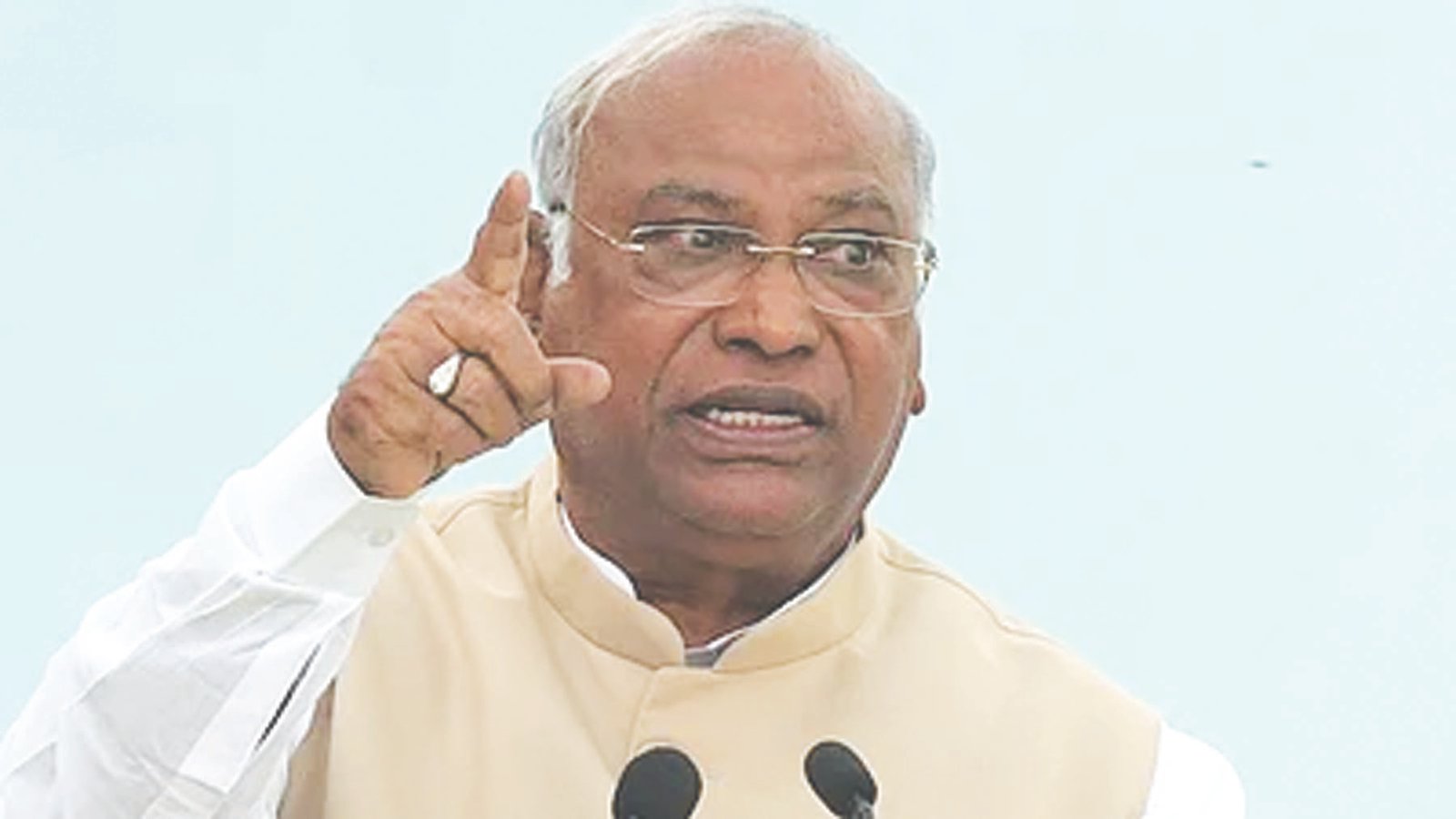 Kharge accuses BJP-RSS of using force against dissent