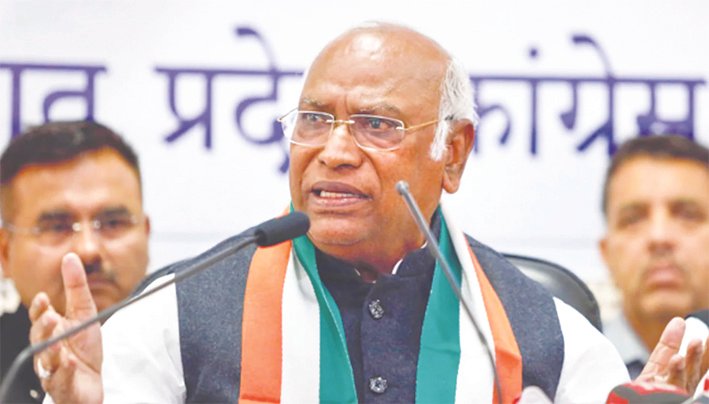 Kharge Demands CEC Gyanesh Kumar’s Removal, Accuses Govt of ‘Vote-Bandi’