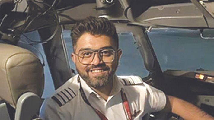 Kharge Salutes Captain Smit Machchhar, Crew for Courage During Flydubai Attack