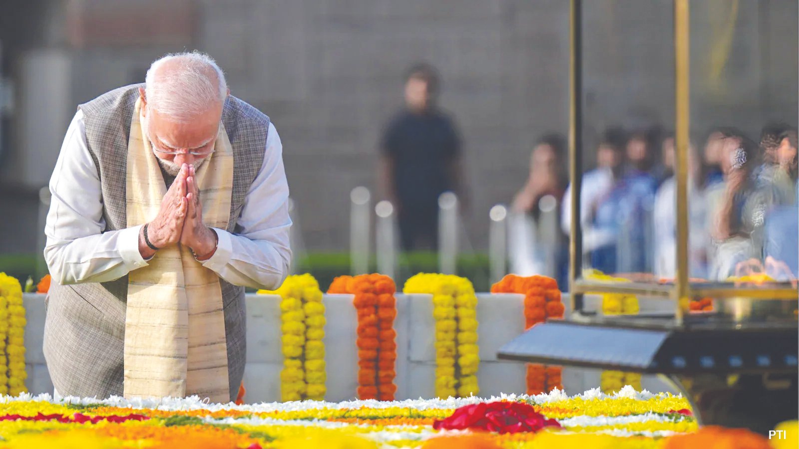 PM Modi pays tribute to Mahatma Gandhi, says Bapu’s message will guide India towards ‘Viksit Bharat’