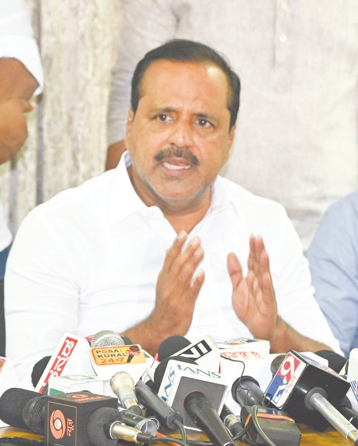 Rahul Gandhi’s Initiative Inspired Youth to Protest Against CEC: UT Khader