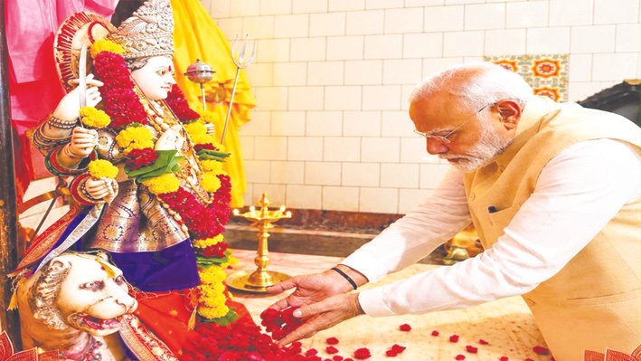 PM Modi Invokes Maa Shailputri’s Blessings as Navratri Begins, Prays for Peace and Self-Confidence
