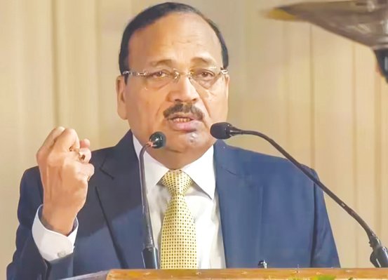 CJI Surya Kant Urges Young Lawyers to Uphold Ethics, Reject Shortcuts