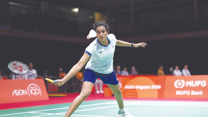 Sindhu storms into French Open semifinals, keeps India’s campaign alive