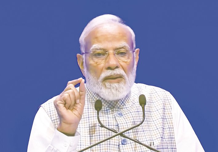 PM Modi to Witness IAF Air Show, Inaugurate Textile Facility During Varanasi Visit on Sunday