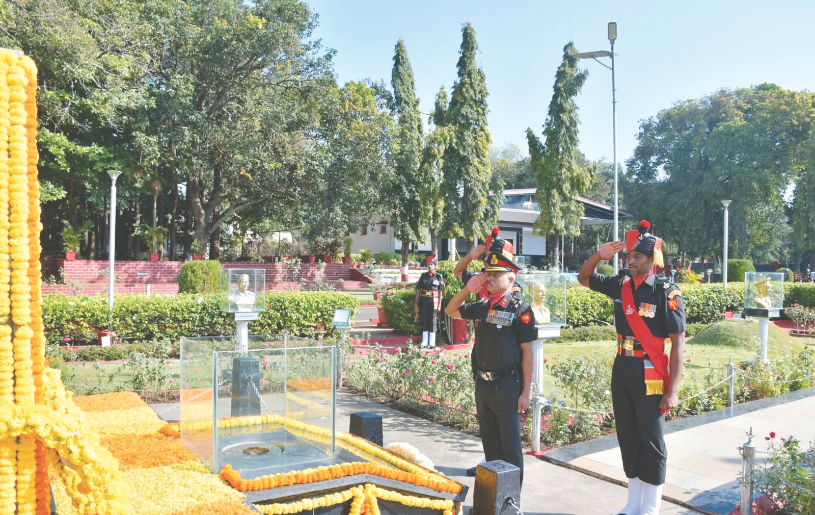 Maratha Light Infantry Regimental Centre Celebrates 80th Infantry Day, Pays Tribute to Fallen Soldiers