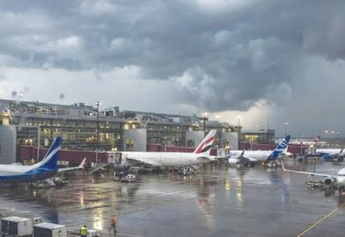 Cyclone Arnab Disrupts Flight Operations at Kolkata Airport, Five IndiGo Flights Cancelled